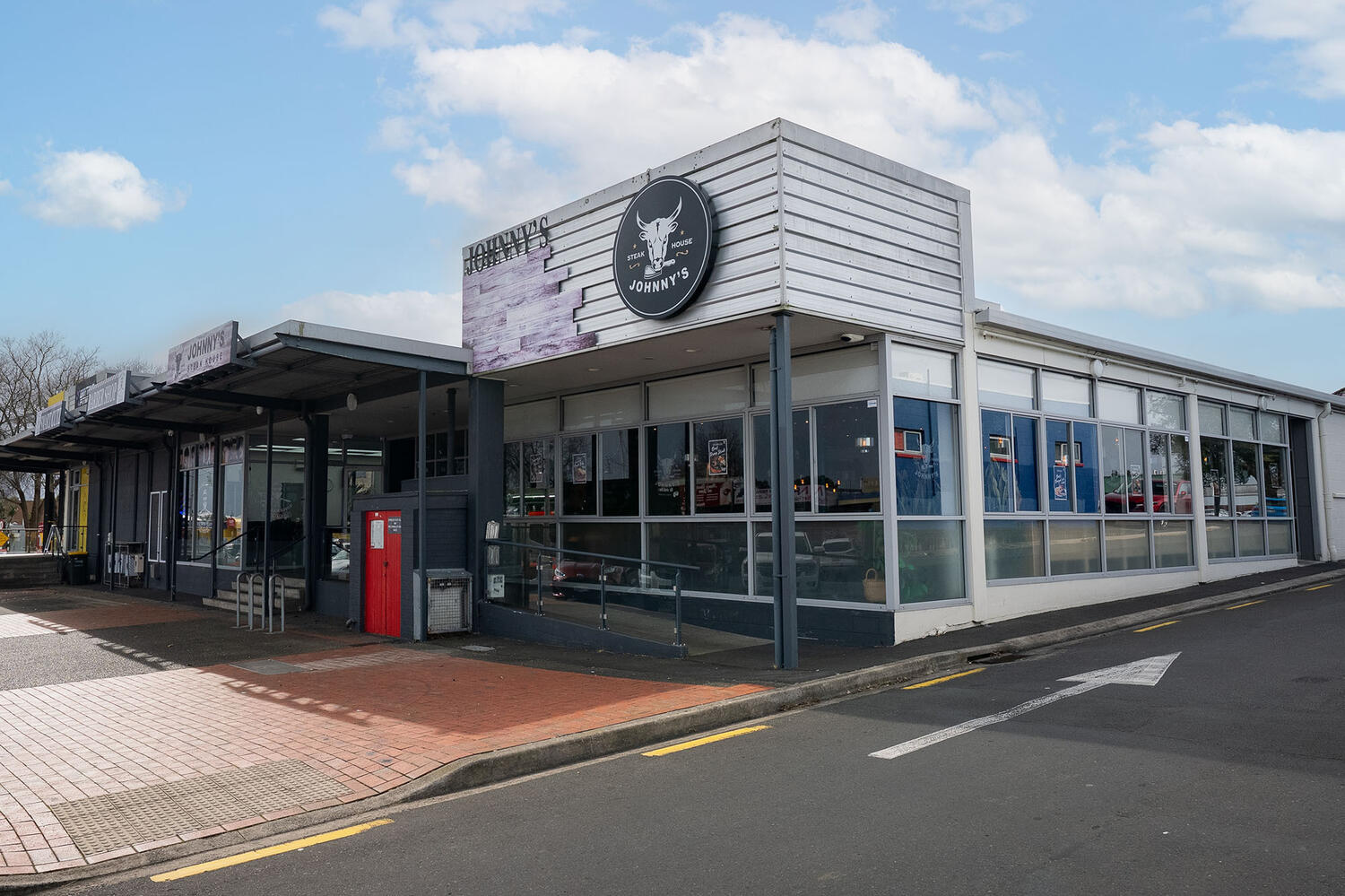 Johnnys Steak House Web5 Kakapo Business Sales