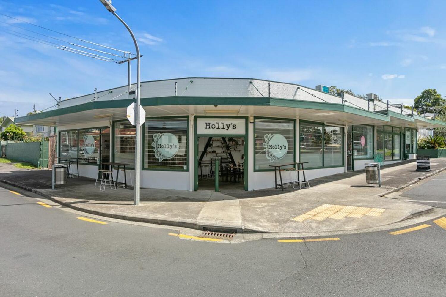 Hollys Cafe Web6 Kakapo Business Sales